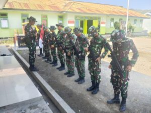 SATGAS PAMTAS RI-RDTL YONARHANUD 15/DBY LAKSANAKAN PATROLI PATOK DI POS OEPOLI TENGAH