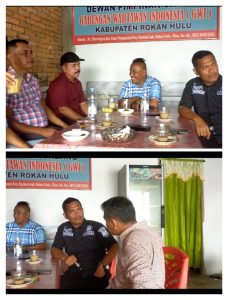 Bangun Sinergi, Paur Humas Polres Rohul Ipda Sarlin Dihotang, Duduk Ngopi Bareng Wartawan