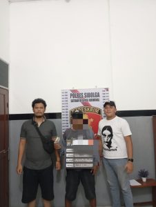 Personil Sat Reskrim Polres Sibolga Amankan Jukir Liar, Modus Uang Parkir