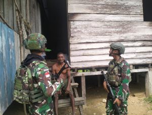 *MELAKSANAKAN KEGIATAN BAKSOS DI KAMPUNG IRAHIMA DISTRIK MOSKONA SELATAN POS RAWARA*