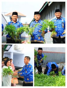 Komitmen Dukung Ketahanan Pangan Berkelanjutan, Lapas Banyuwangi Kembali Panen Kangkung