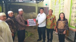 Presiden RI, Gubsu, dan Bupati Samosir Berikan Hewan Kurban di Masjid Al-Hasanah Pangururan