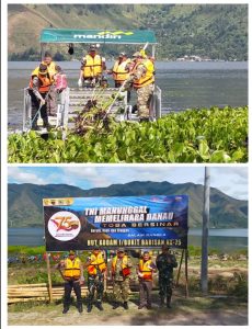 Bupati Samosir Bersama Dandim 0210 Membersihkan Enceng Gondok di Palipi