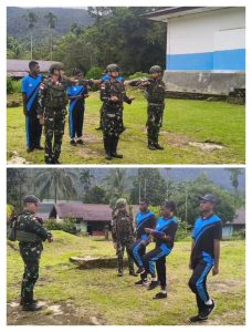 Satgas Yonif 642/Kps Ajarkan Baris Berbaris di SMP 1 Teluk Etna