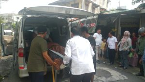 Warga Dikejutkan Penemuan Lansia Meninggal di Becak Motor