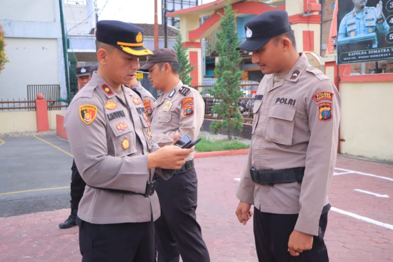 Polres Samosir Perkuat Disiplin Anggota Lewat Pemeriksaan Internal Berkala