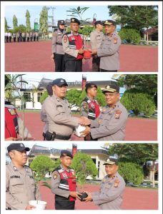Peduli Lingkungan, Polres Rohil Hadiahkan Bibit Pohon ke Personel Ulang Tahun 