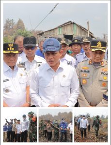 Kapolres Rohil Dampingi Menteri Lingkungan Hidup Pengecekan dan Pemadaman Karhutla di Kubu Babussalam