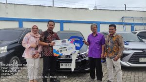 BRI Medan Gatot Subroto Umumkan Pemenang Panen Hadiah Undian Simpedes, Nasabah Dapat Kejutan Mobilio