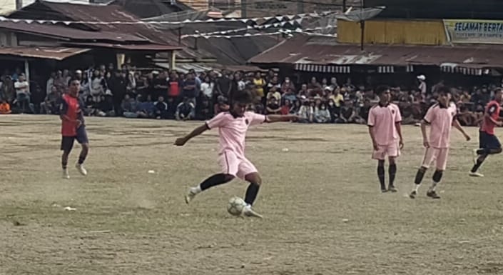 Neng Nong FC Tahan Imbang Barca Samosir di Bupati Cup III Samosir