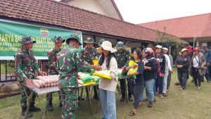 Yonif 125/Simbisa Gelar Karya Bakti Bersama Masyarakat Kelurahan Padang Mas